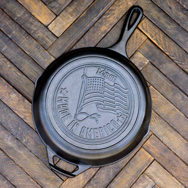 L8SKFLAG_2022-American-Flag-Logo-Skillet_Lifestyle-2_EDIT_800x800_WEB