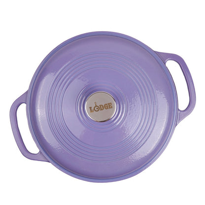 Top view of lid featuring silver knob with Lodge branding.